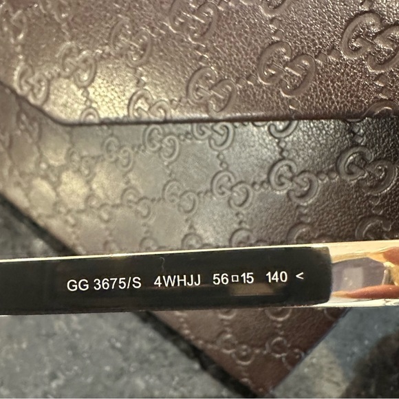 GUCCI Authentic Sunglasses GG3675/s case included - Picture 4 of 7